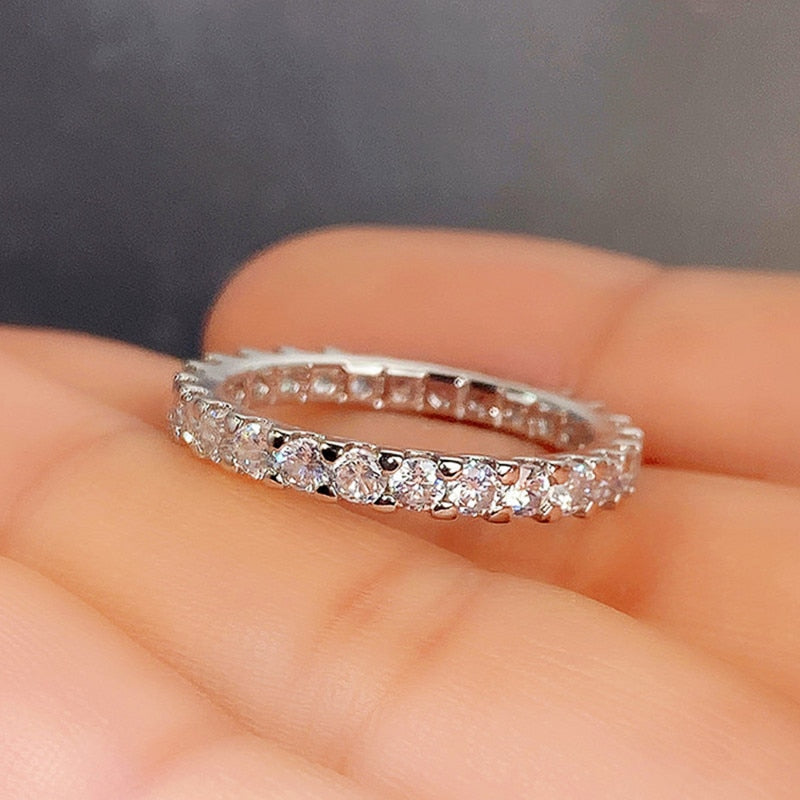Huitan Fashion Contracted Women's Ring Thin Full Paved Round CZ Versatile Girls Accessories Daily Wear Party Statement Jewelry