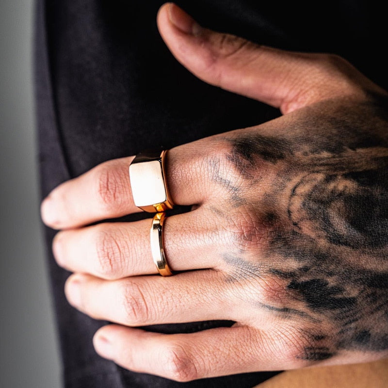 2022 New Classic Glossy Ring Men Temperament Fashion Stainless Steel Round Finger Ring For Men Jewelry Gift