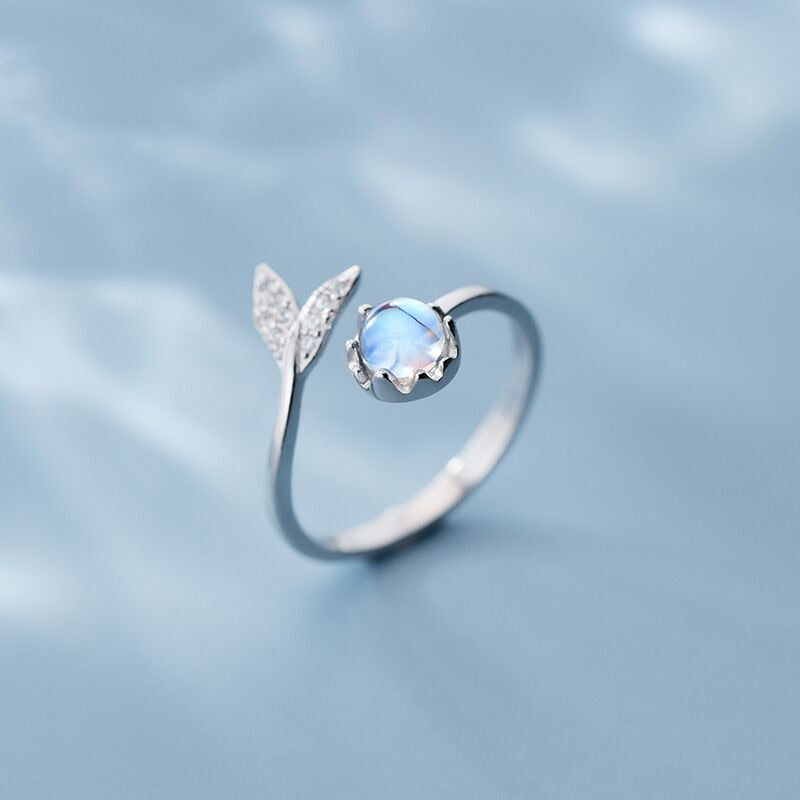 Ekopdee Trendy Silber Farbe Nette Ozean Fisch Meerjungfrau Schwanz Ringe Für Frauen Hochzeit Engagement Kristall Finger Ring Schmuck Party