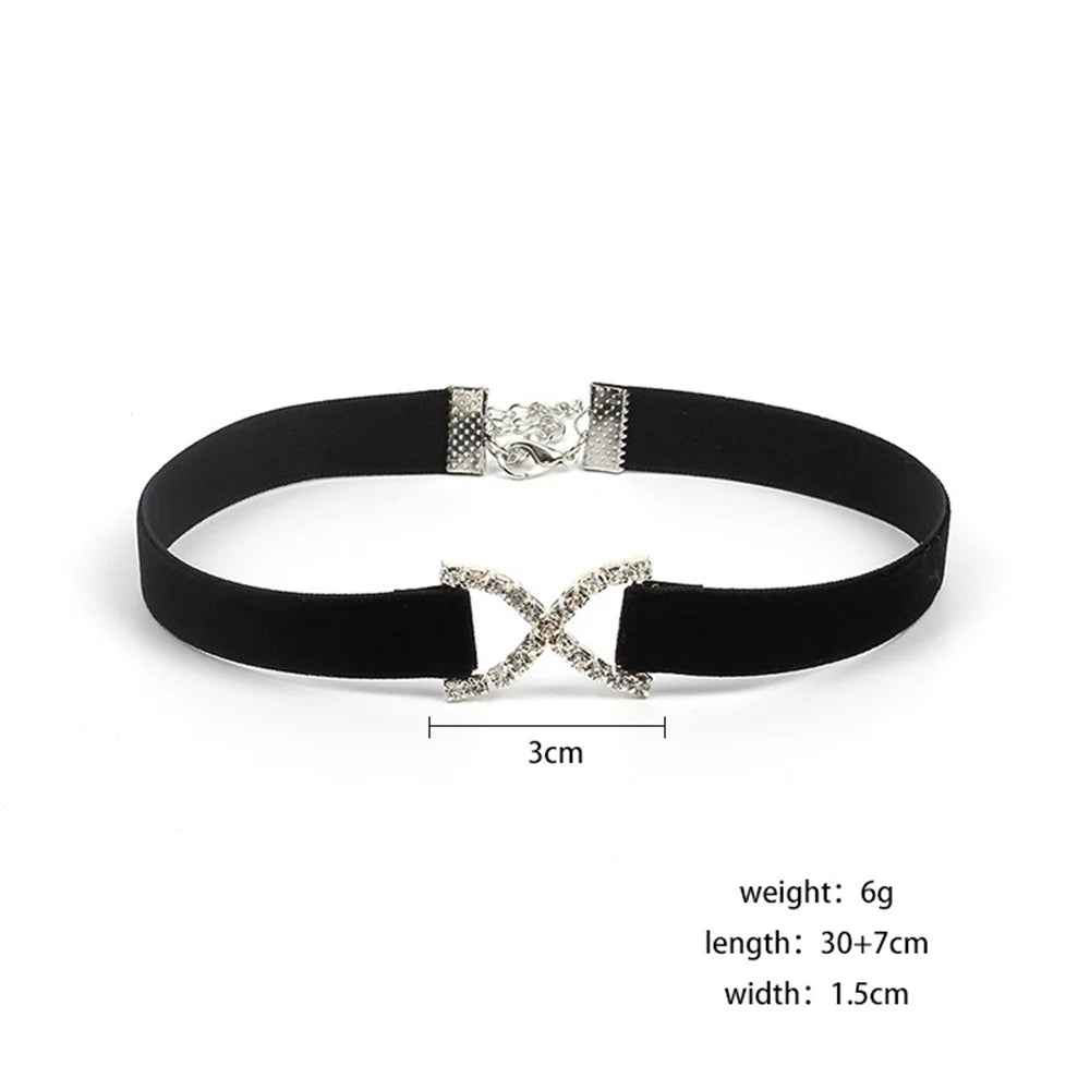 Kpop Black Velvet Heart Crystal Choker - Jeglowstore