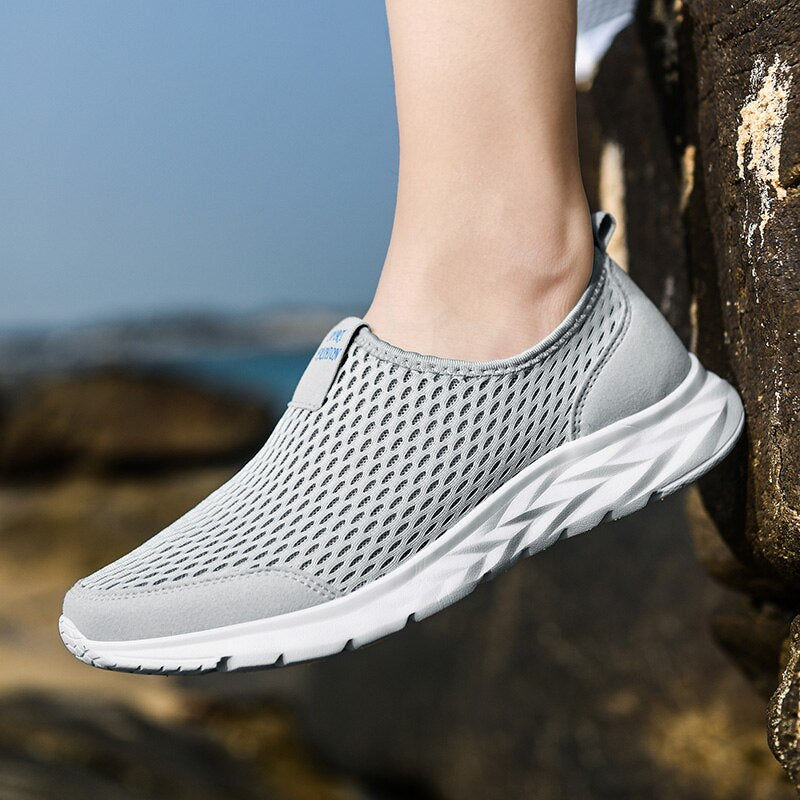 Vulcanize Shoes Men Sneakers Breathable Men Casual Shoes Non-slip Male Loafers Men Shoes Lightweight Tenis Masculino Wholesale