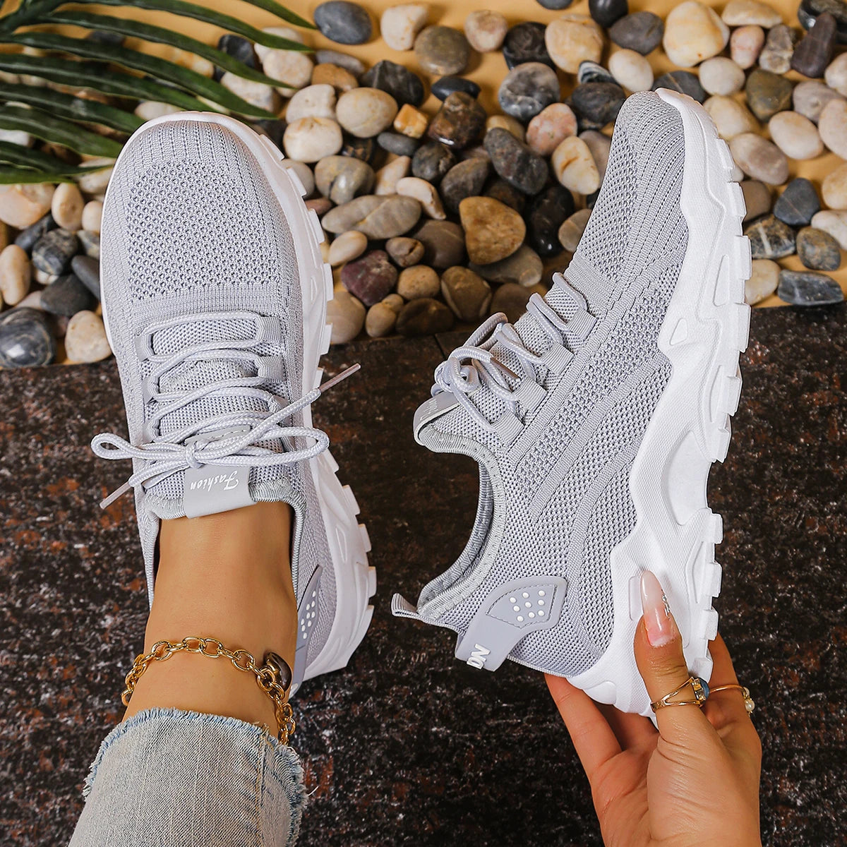 Women’s Breathable Soft Sole Casual Sneakers