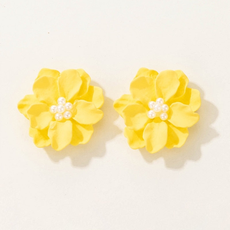 Women Resin Flowers Faux Pearls Earrings Ear Studs Black Red White Flower Women's Earrings Girl Party Stud Acrylic Accessories