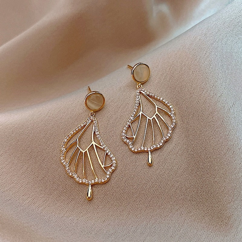 Trendy Moon Dangle Pearl Cherry Cat Rhinestone Earring