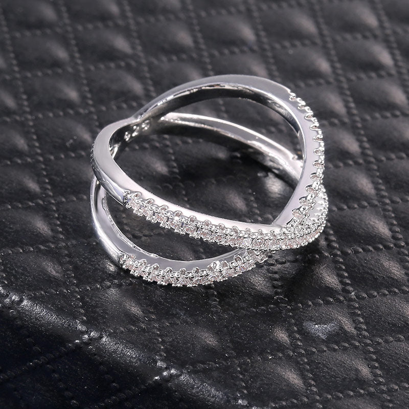 Huitan Luxury Cross X Shape Full Paved CZ Stone Silver Ring
