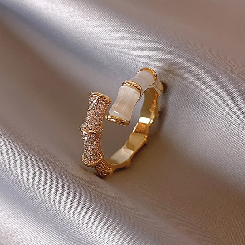 2022 New Design Opals Bamboo Shape Gold Colour Adjustable Rings
