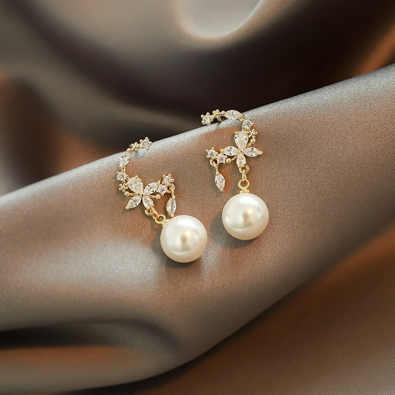 Korea Flower Crystal Temperament Geometric Shiny Zircon Earrings