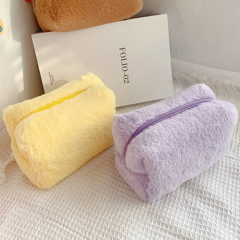 PURDORED 1 Pc Solid Color Fur Makeup Bag Organizer Case