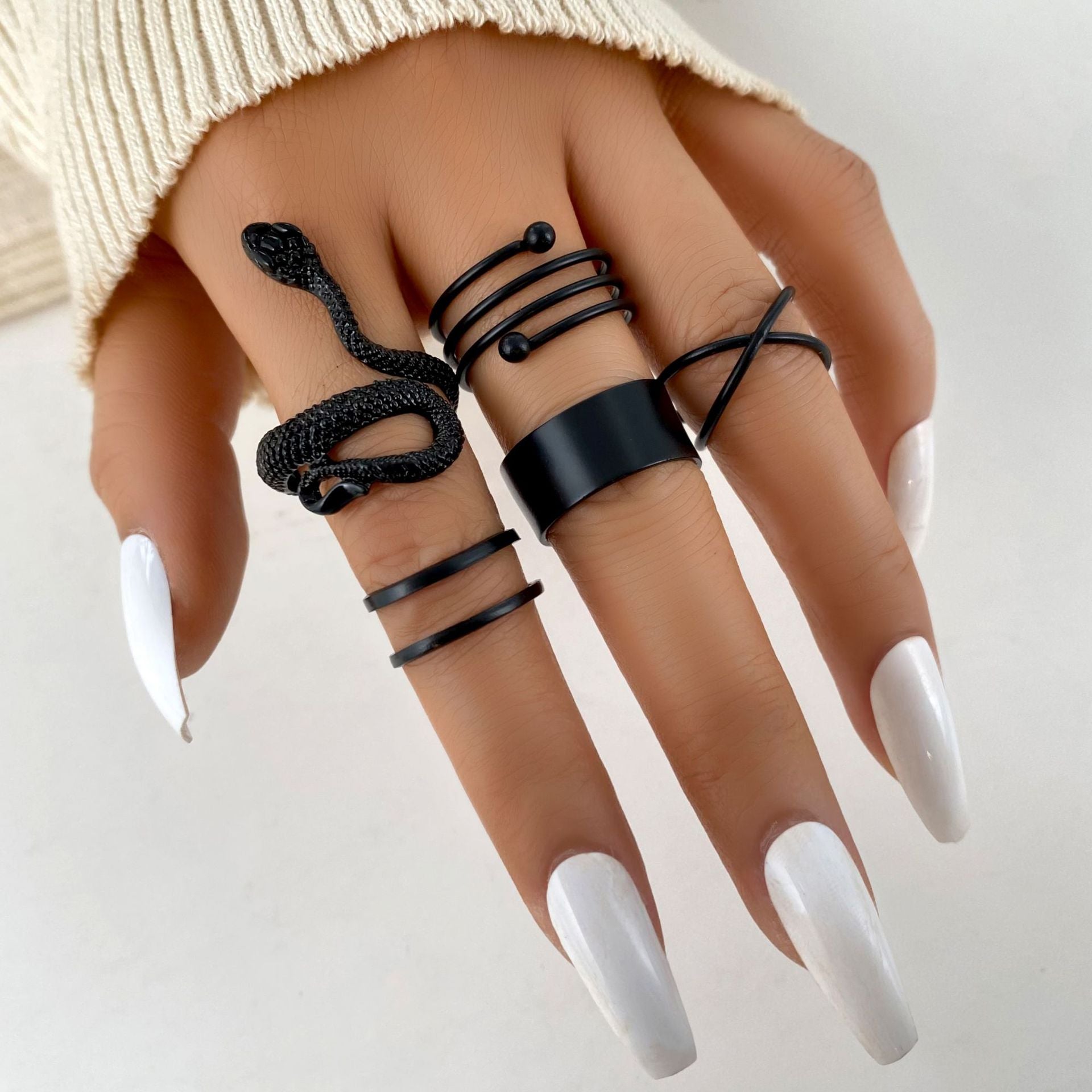 Hollow Heart Ring Set 5PCS Elegant Vintage Adjustable