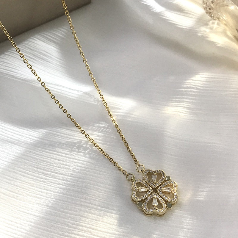 Creative Magnetic Folding Heart-Shaped Four-leaf Clover Pendant