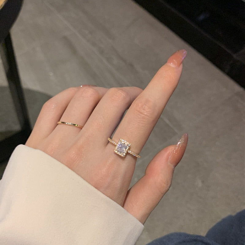 Luxury Classic Moissanite Wedding Engagement Ring