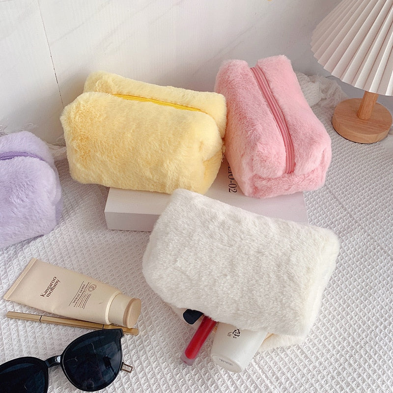PURDORED 1 Pc Solid Color Fur Makeup Bag for Women Soft Travel Cosmetic Bag Organizer Case Young Lady Make Up Case Necessaries