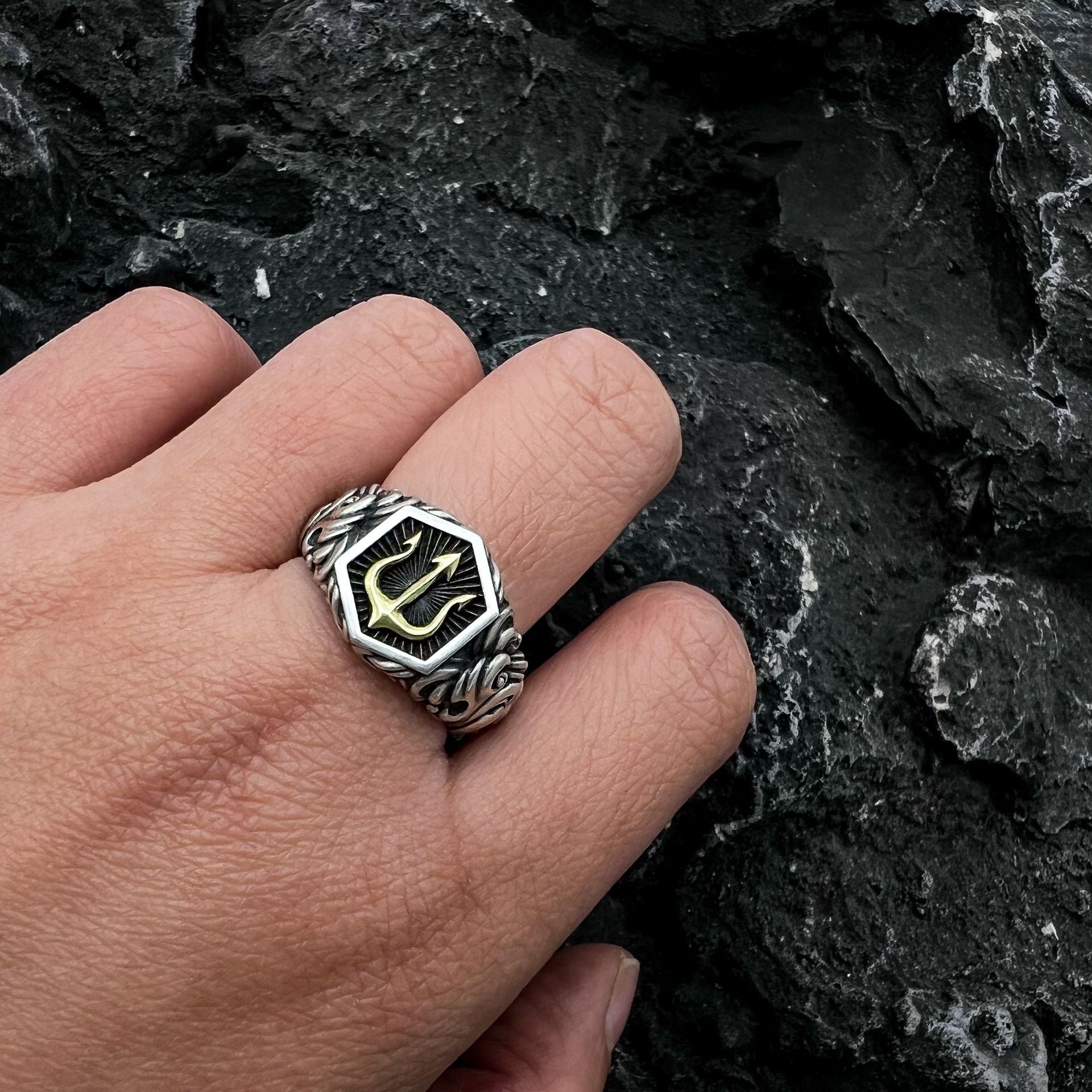 Creative Personality Design Poseidon Trident Ring
