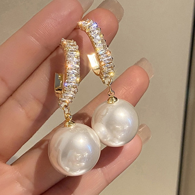 LFashion Full Crystal Simulated Pearl Tassel Drop Earring