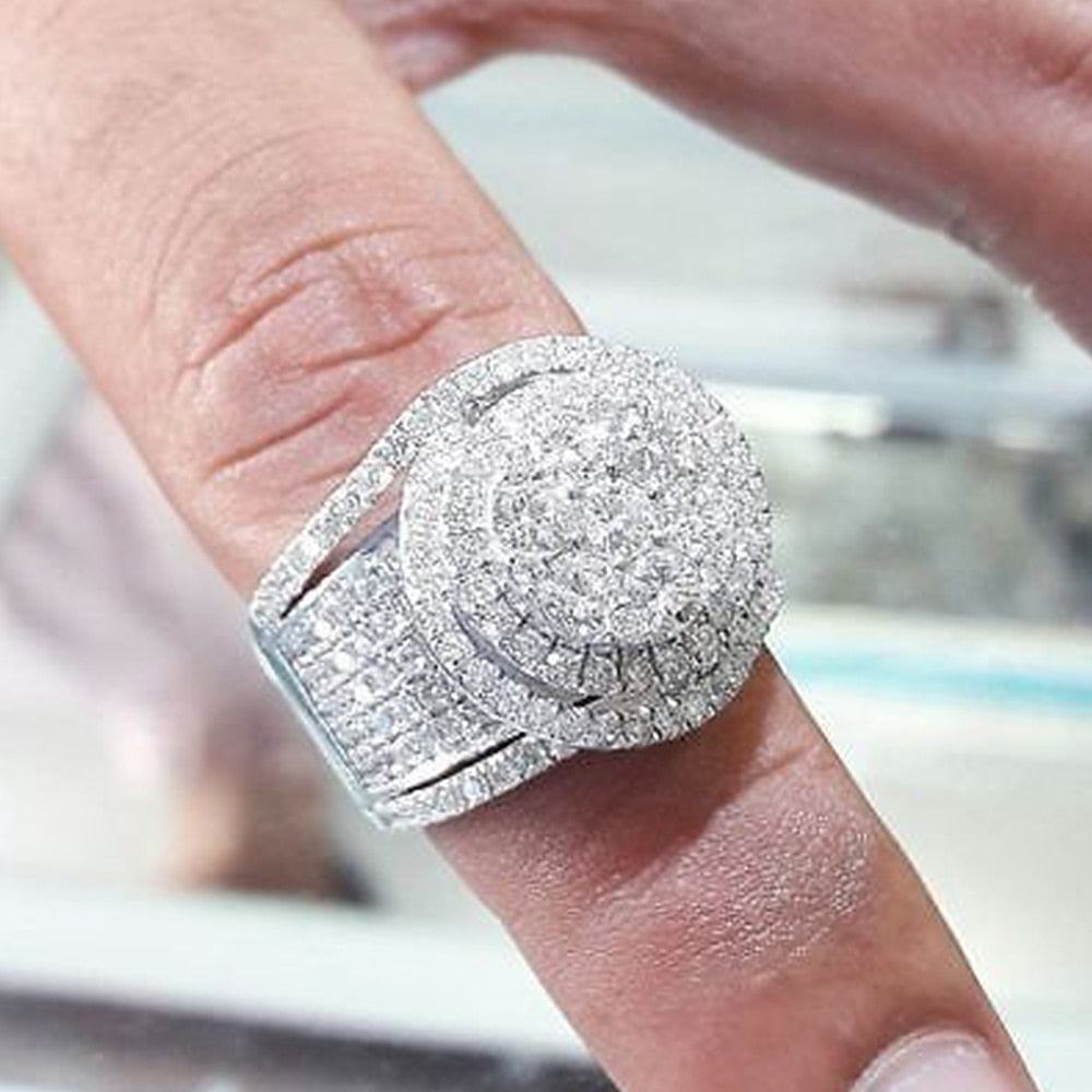 Huitan Brilliant Cubic Zirconia Luxury Ring