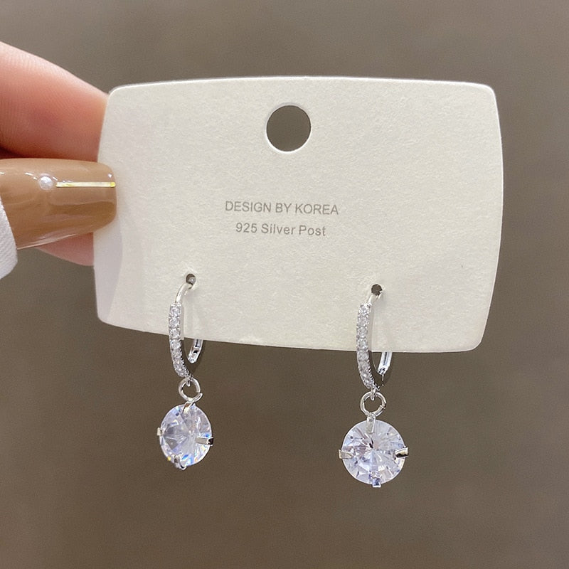 New High-quality Female Exquisite Niche Fashion Stud Earrings