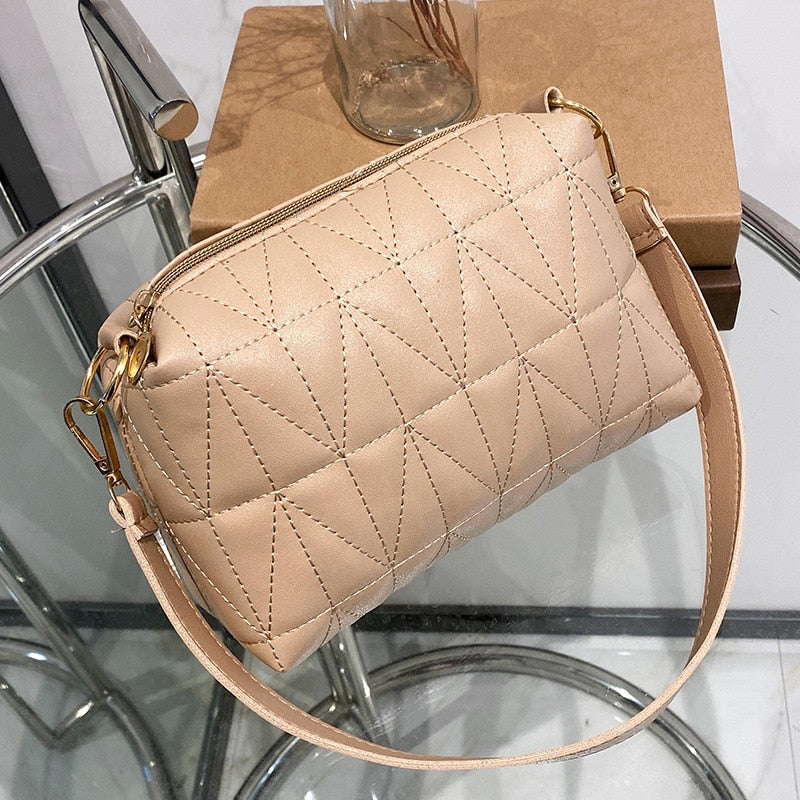 assel Trend Lingge Embroidery Camera Female Shoulder Bag