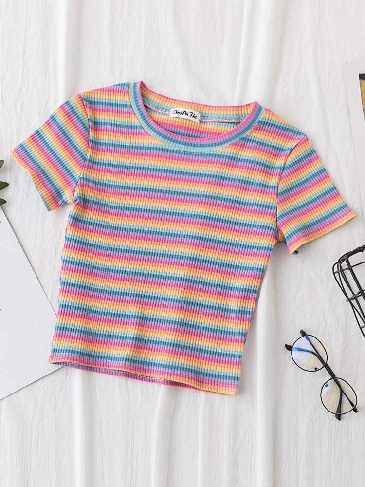 Nuwe T-hemp Vroue-reënbooggestreepte tops Slim Fit T-hemp