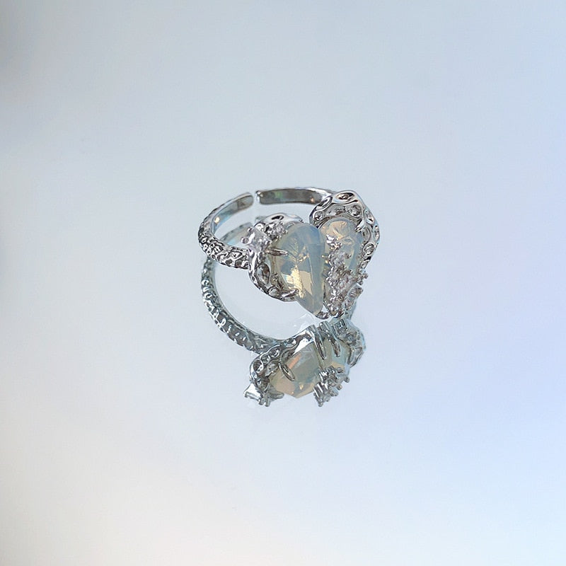 Creative Blue Opal Broken Heart Rings for Women