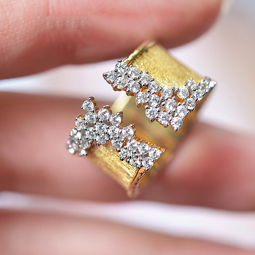 Huitan Trendy Luxury Gold Color Cubic Zirconia Ring