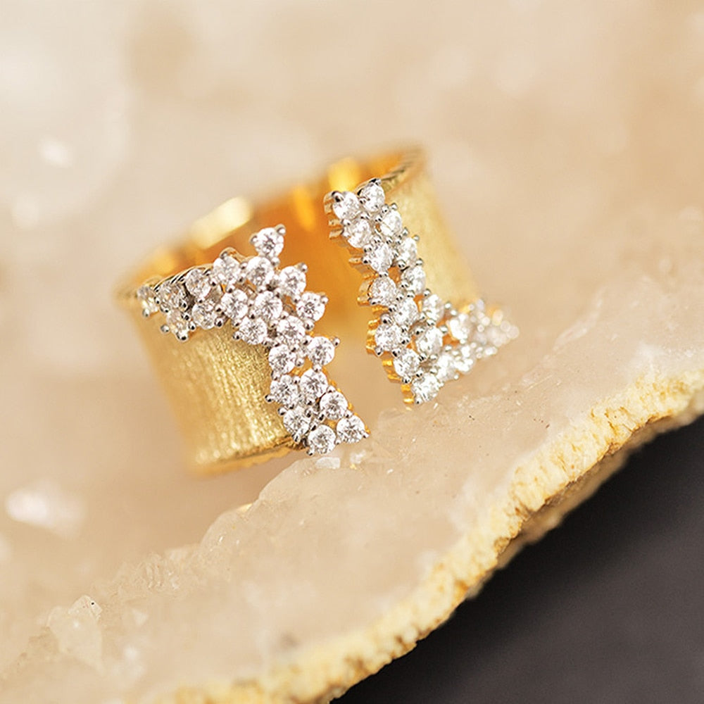 Huitan Trendy Luxury Gold Color Cubic Zirconia Ring