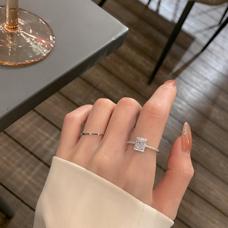 Luxury Classic Moissanite Wedding Engagement Ring