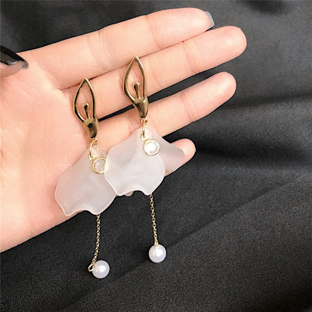 Fashion Trendy earrings flowers stud earrings for women Vintage creative temperament contracted woman stud earrings fine jewelry - Shopeasywear
