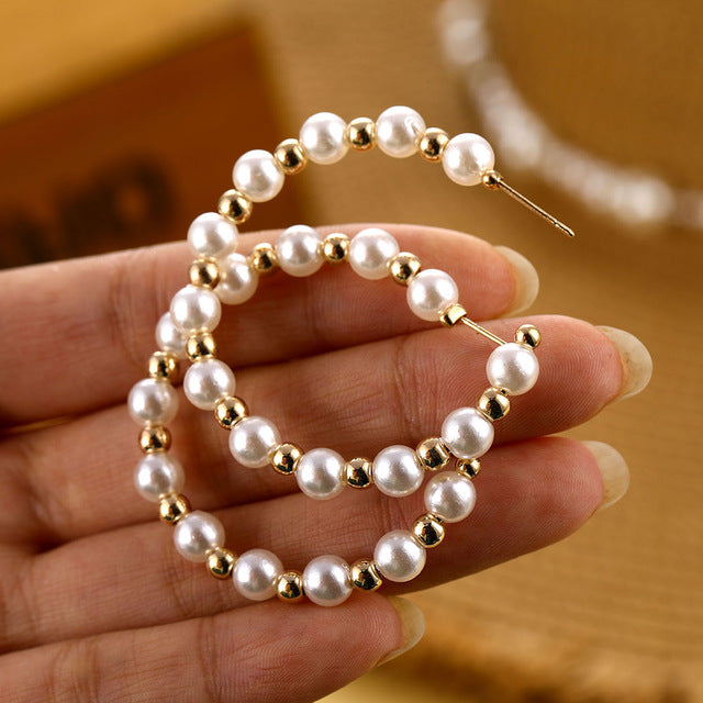 Trend Simulation Pearl Long Earrings - Shopeasywear