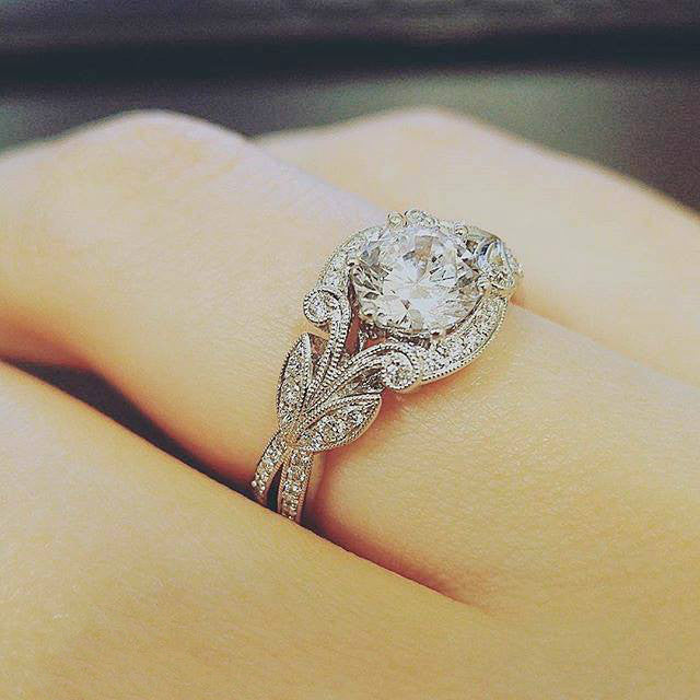 New Trendy Crystal Engagement Rings For Women - Shopeasywear