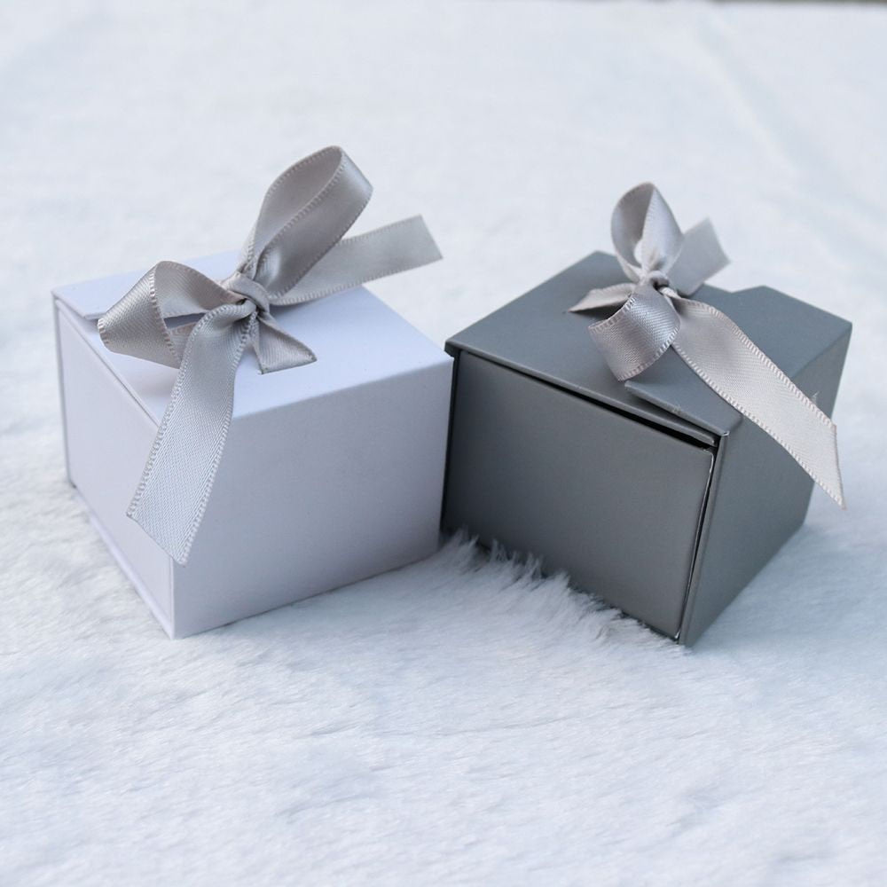 New Chic Jewelry Box Paper Gray White Color Ribbon Bowknot Displays Box For Gifts Present Ring Earring Jewelry Packing Display - Shopeasywear