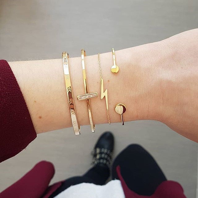 Metal Bracelet Set for Women