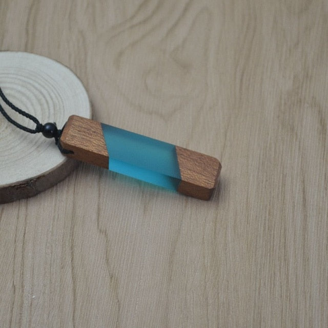 Vintage men & woman fashionable wood pendant necklace, woven rope