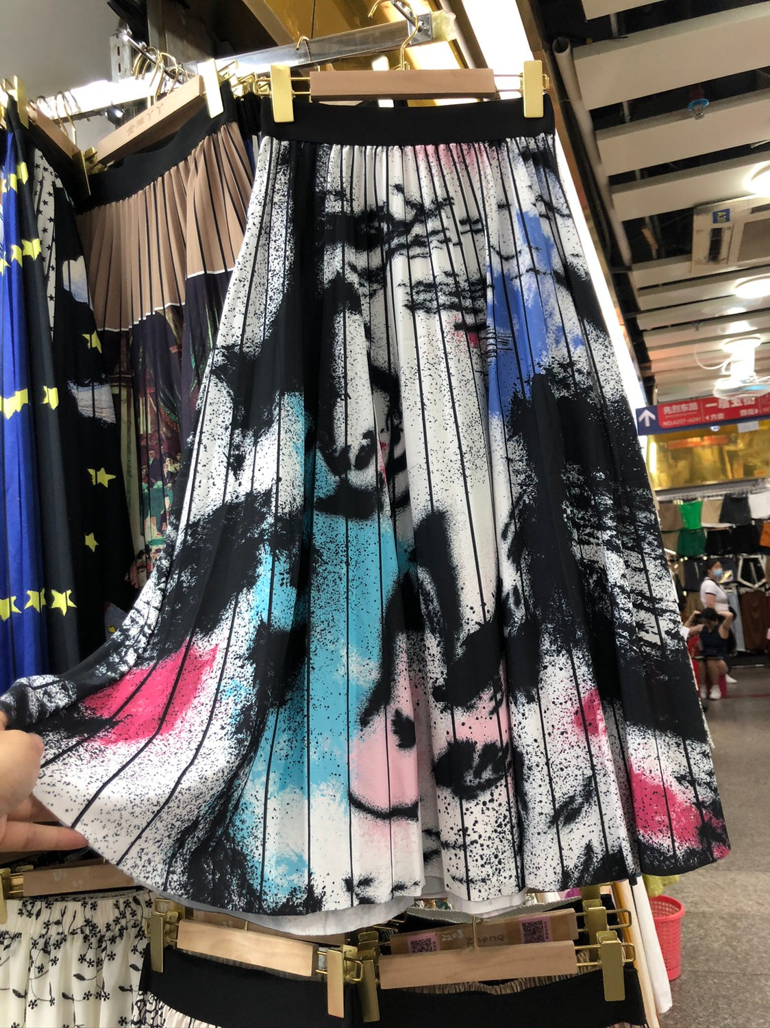 Fashion Retro Contrast Color Mid Length Long Length Pleated Skirt
