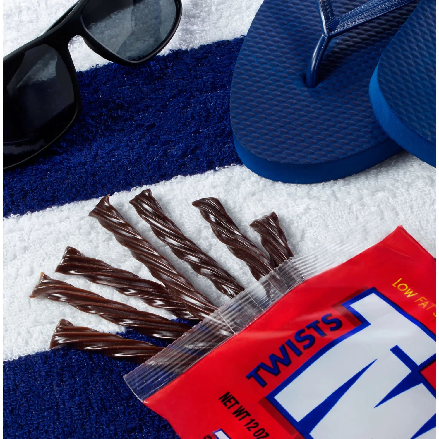 TWIZZLERS Twists HERSHEY'S Chocolate Flavored Licorice Style, Chewy Candy Bag, 12 oz