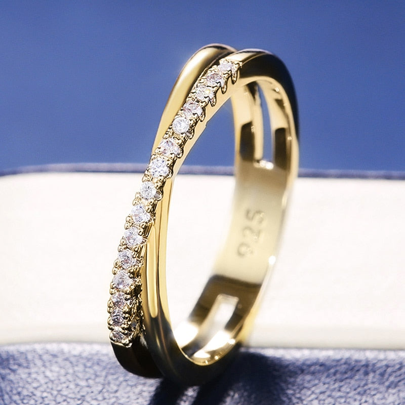 Huitan Luxury CZ Stone Mix Metal Color High Quality Ring