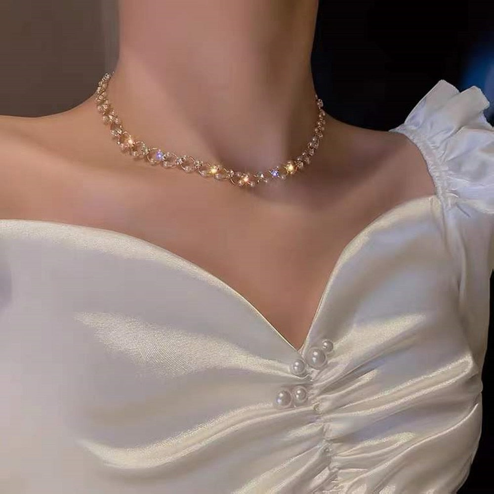 Inlaid Rhinestone Pearl Necklace