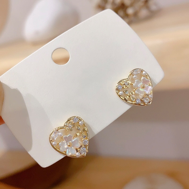 Contracted Heart Pearl Earrings For Women