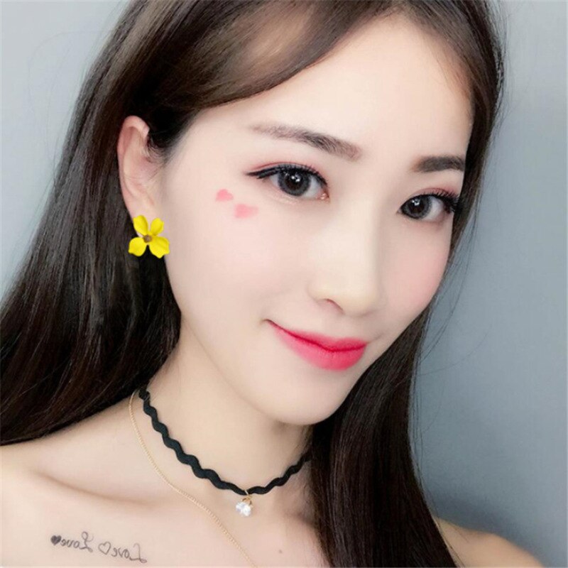 Small flower Stud Earrings