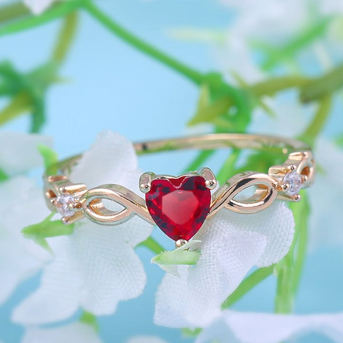 Huitan Simple Heart Zircon Stone Ring