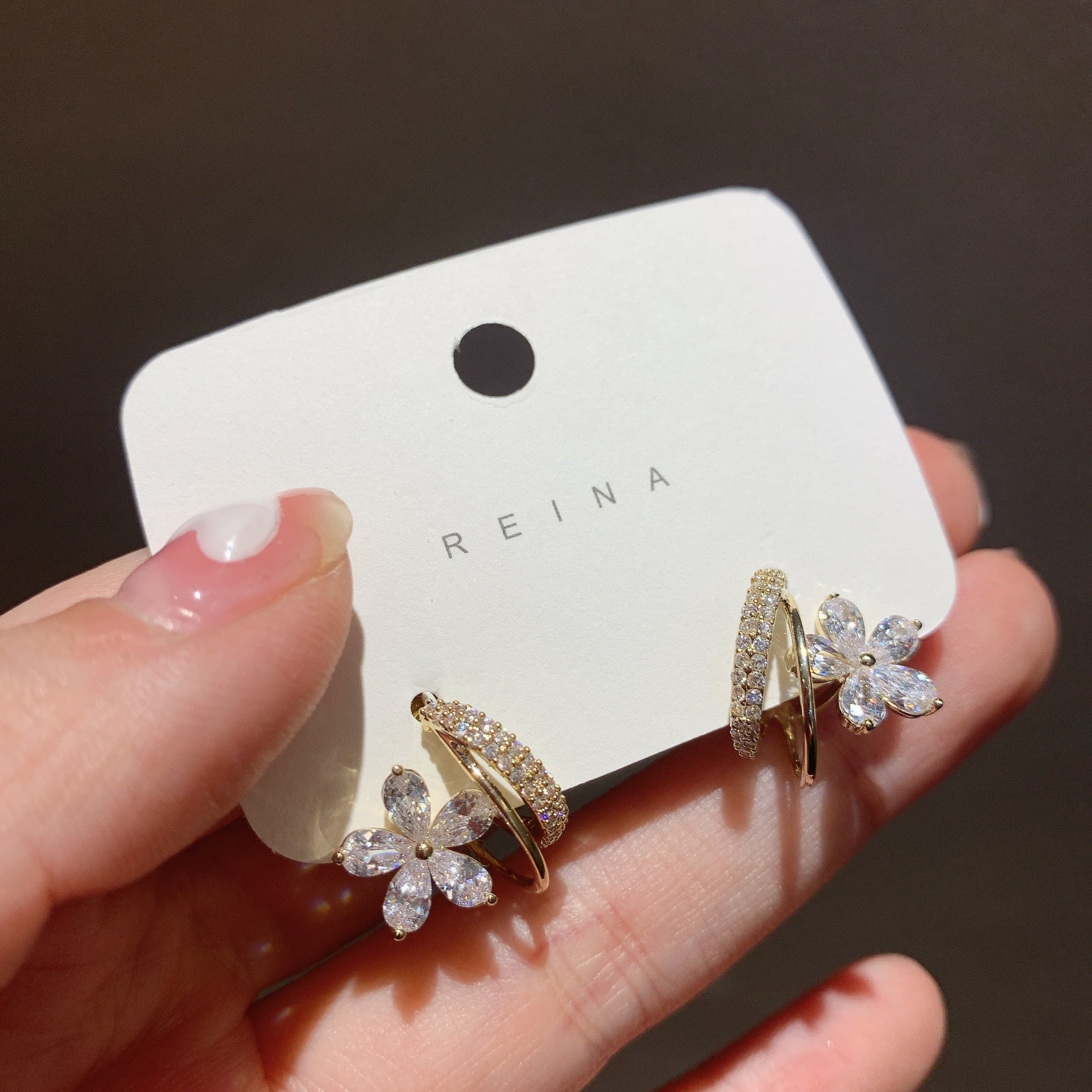 Fashion Metal Flower Pearl Cute Elegant Earrings