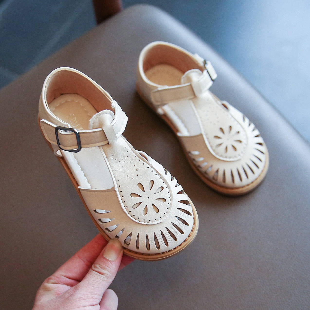 Children's Hollow Soft Sole Shoes Carved - Jeglowstore