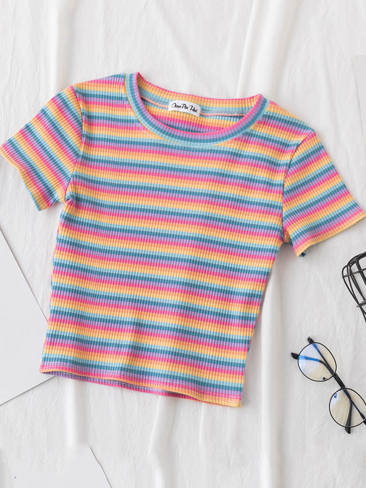 Nuwe T-hemp Vroue-reënbooggestreepte tops Slim Fit T-hemp