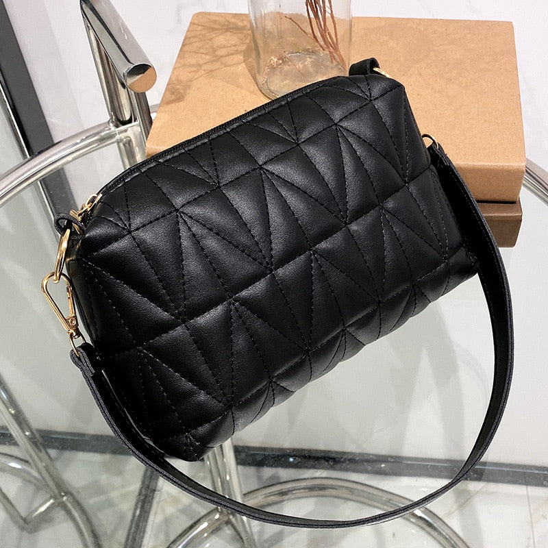 assel Trend Lingge Embroidery Camera Female Shoulder Bag