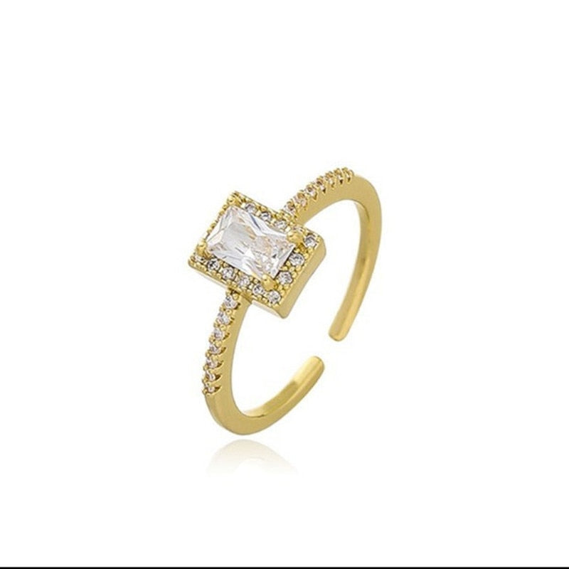 Luxury Classic Moissanite Wedding Engagement Ring