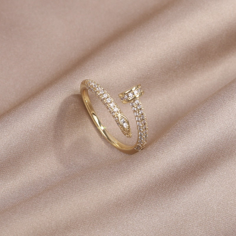 Classic Temperament Luxury High Quality Copper Zircon Ring