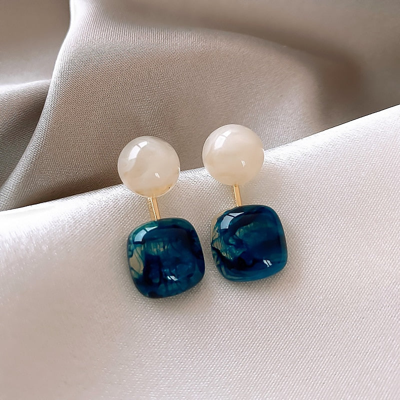 New High-quality Female Exquisite Niche Fashion Stud Earrings