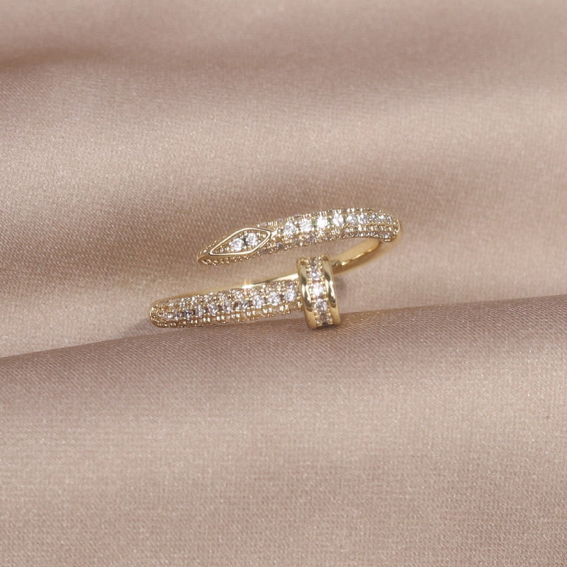 Classic Temperament Luxury High Quality Copper Zircon Ring