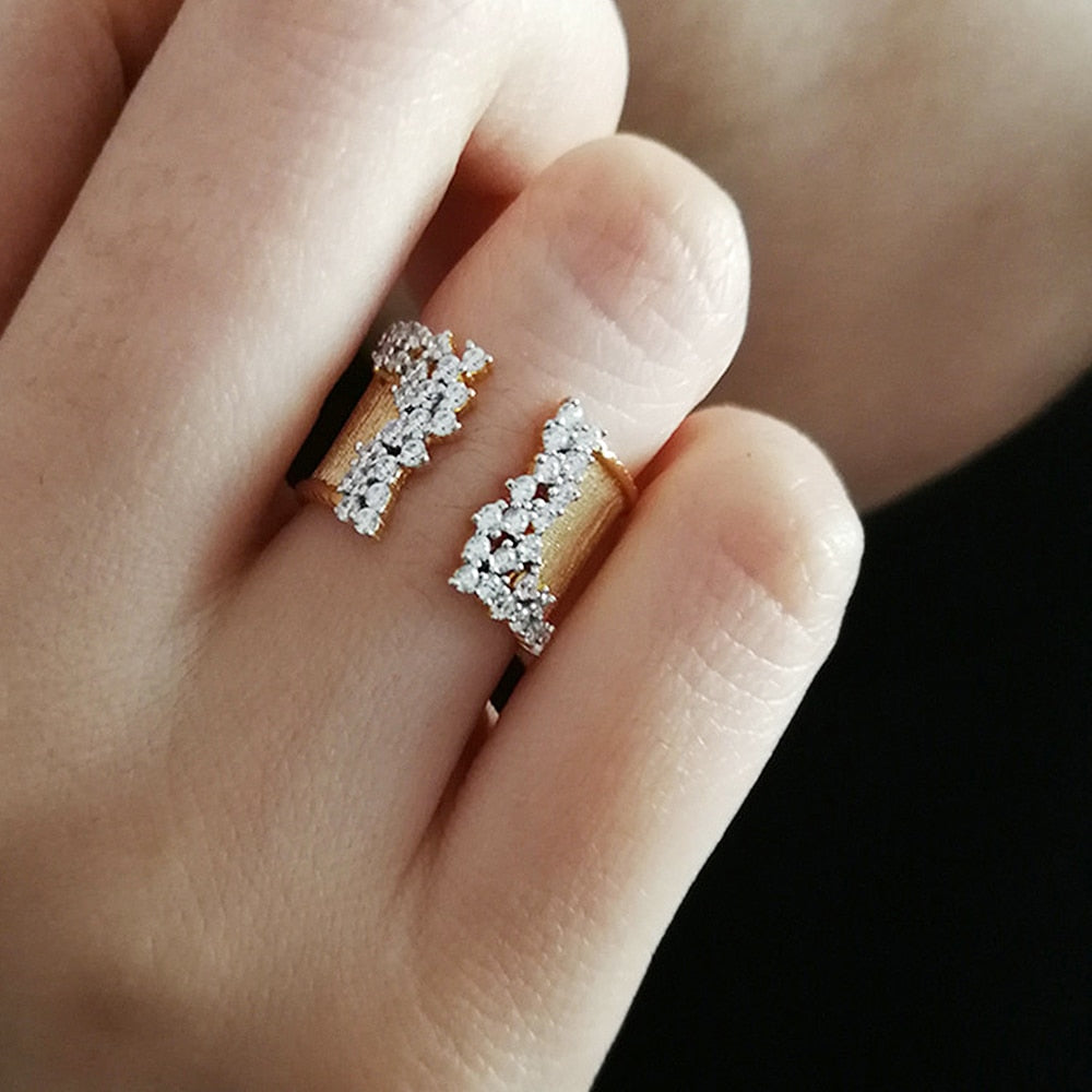 Huitan Trendy Luxury Gold Color Cubic Zirconia Ring