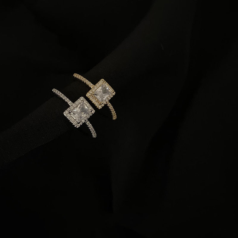 Luxury Classic Moissanite Wedding Engagement Ring
