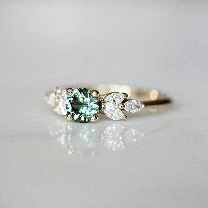 Classic Gold Colors Emerald Metal Inlaid Stones Flower Ring